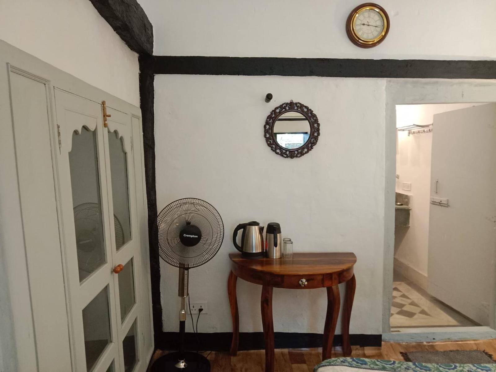 Lodge Labboo'z Cafe And Maheshwar